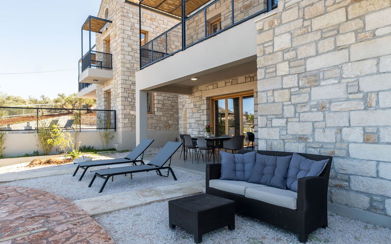 Villa Seiri: Altan / terrasse / gårdhave, Udendørs, Udvendige