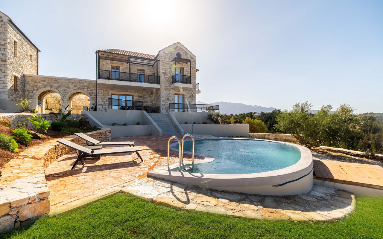 Villa Falcos: pool, Udendørs, Udvendige