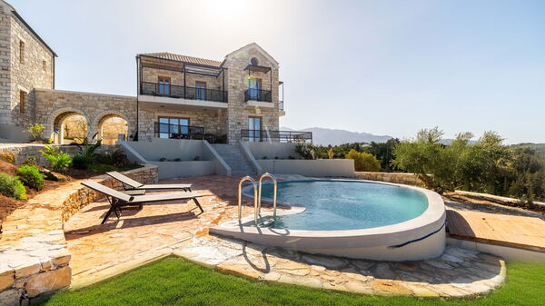 Villa Falcos: pool, Udendørs, Udvendige