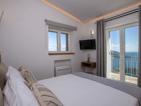 Villa Thea Mare Levantes