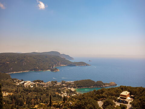 Villa Thea Mare Maistro