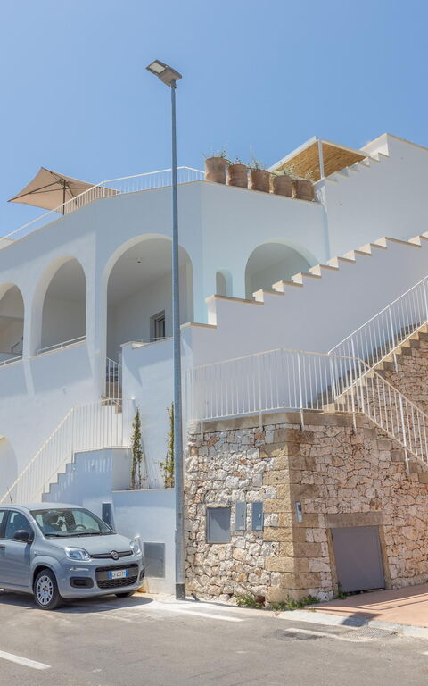 Marinaia Archi: Hovedindgang, Udendørs, Udvendige