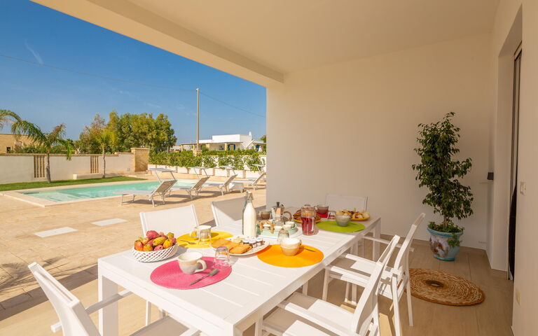 Villa Palibella: Altan / terrasse / gårdhave, Udendørs, Udvendige