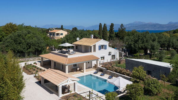 Villa Armonia: pool, Udendørs, Udvendige, Visninger