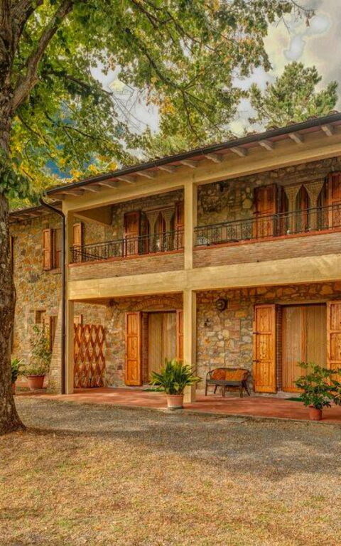 Leccino: Have, Hovedindgang, Udendørs, Udvendige