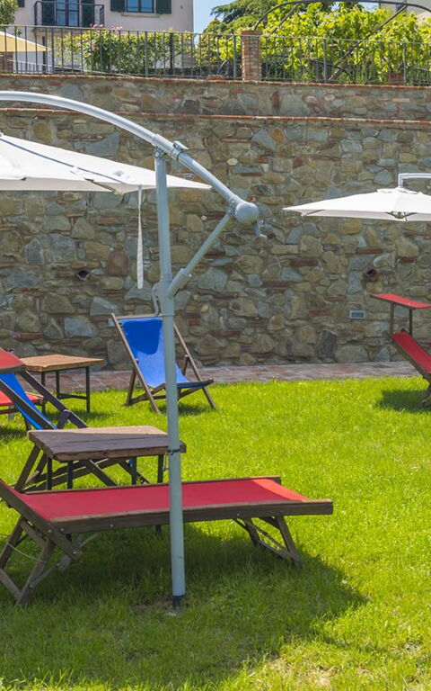 Le Fornaci: Have, Udendørs, Udvendige