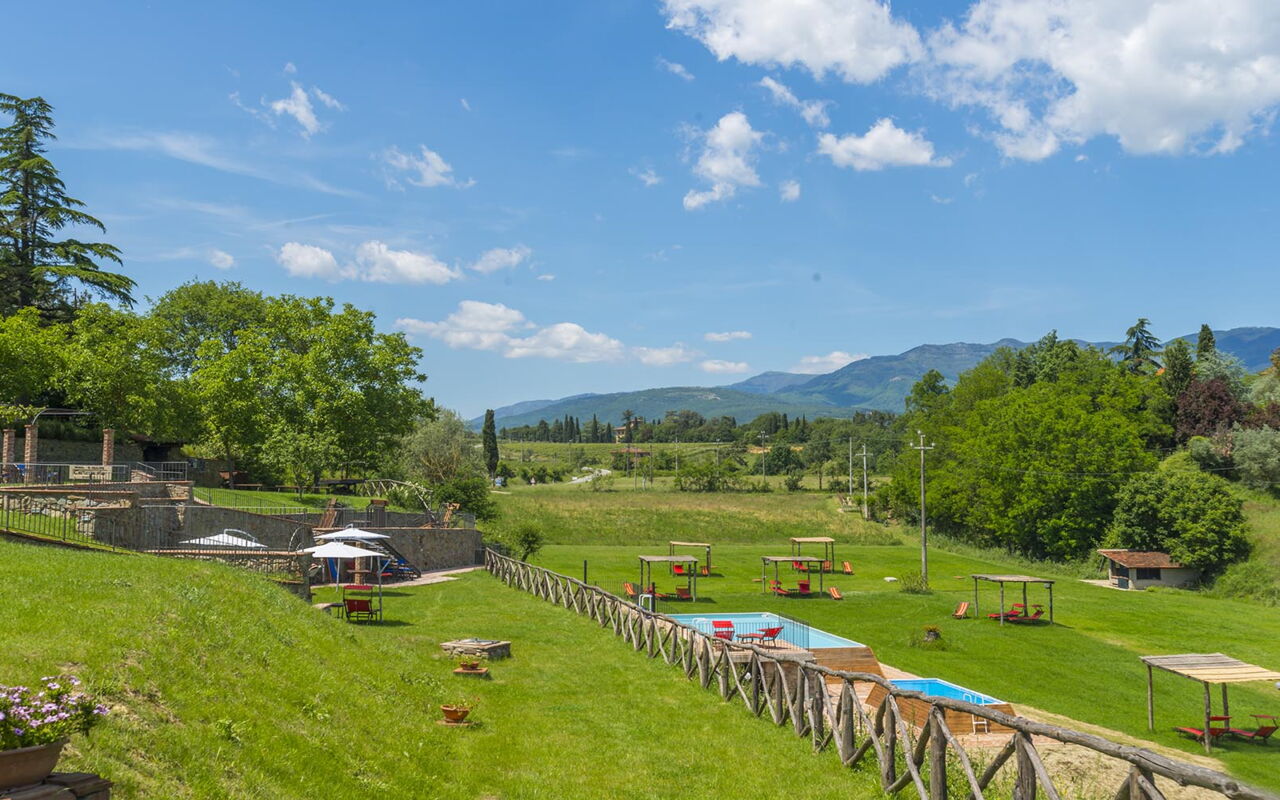 Le Fornaci: Have, Udendørs, Udvendige, Visninger