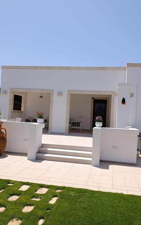 Terra Mater: Have, Udendørs, Udvendige