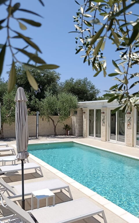 Terra Mater: Have, pool, Udendørs, Udvendige