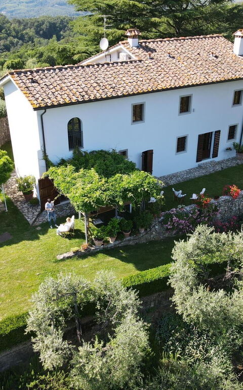 Villa Mami: Have, Udendørs, Udvendige, Visninger