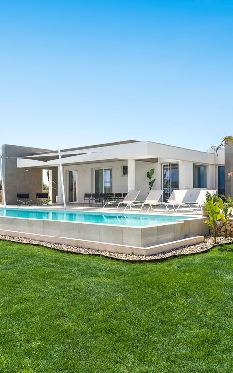 Villa Paradisus: Have, pool, Udendørs, Udvendige