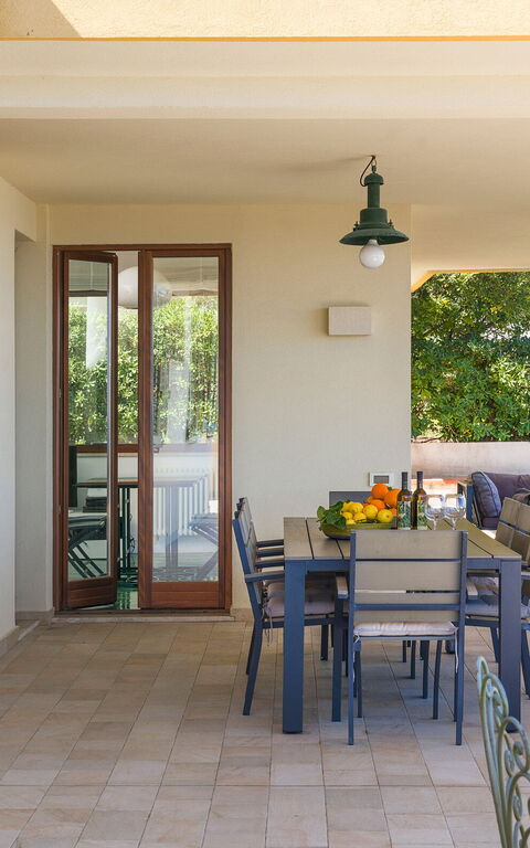 Villa Coralia: Udendørs, Udvendige