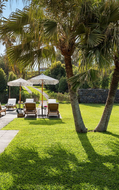 Villa Acqua Marina: Have, Udendørs, Udvendige