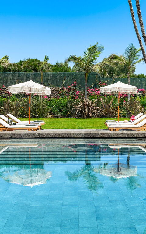 Villa Acqua Marina: Have, pool, Udendørs, Udvendige