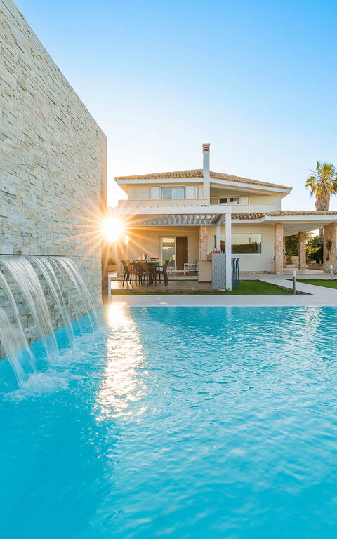 Villa Dilecta: pool, Udendørs, Udvendige