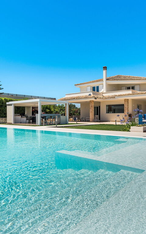 Villa Dilecta: pool, Udendørs, Udvendige