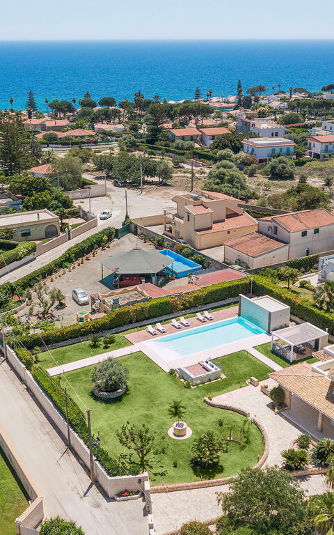 Villa Dilecta: pool, Visninger