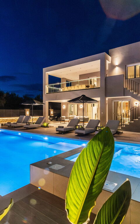 Villa Serenity: pool, Udendørs, Udvendige