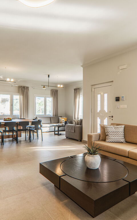 Villa Serenity: Frokostlokale, Stue