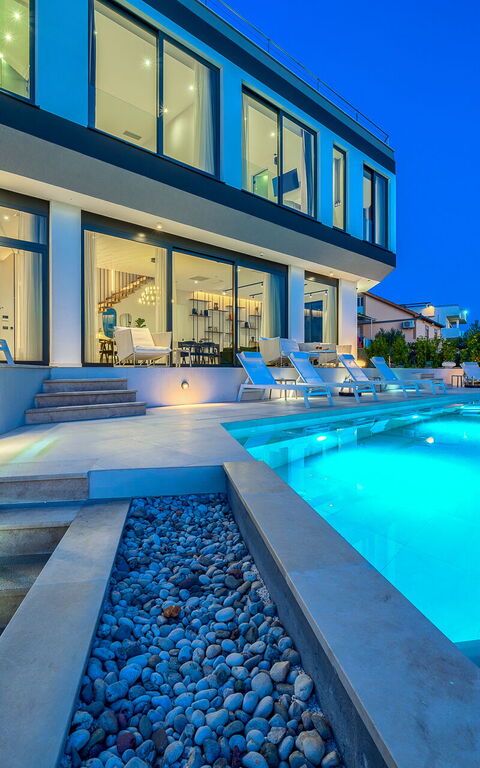 Villa Allina: pool, Udendørs, Udvendige, Visninger