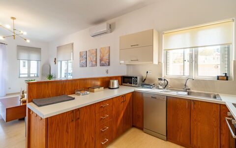 Feriebolig Christianna Apartments 1: Frokostlokale, Køkken, Stue