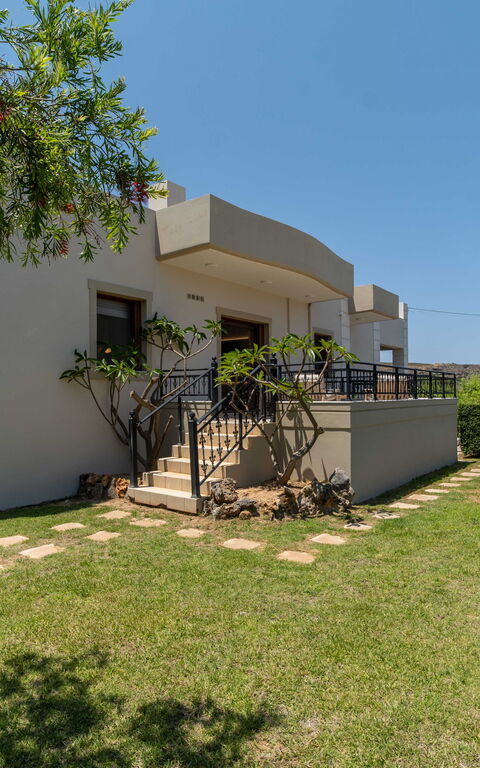 Villa Aetheria: Have, Udendørs, Udvendige