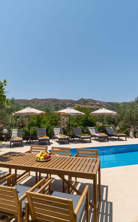 Villa Aetheria: Have, pool, Udendørs, Udvendige