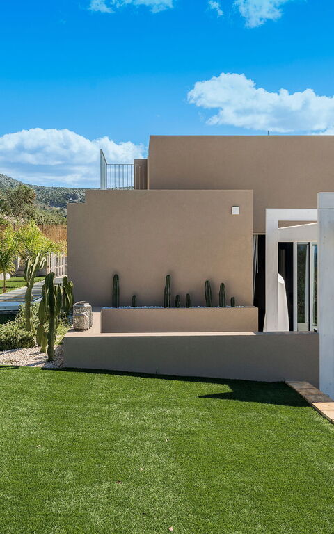 Villa Castalia: Have, Udendørs, Udvendige