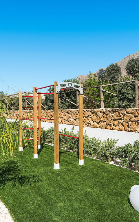 Villa Castalia: Have, Udendørs, Udvendige