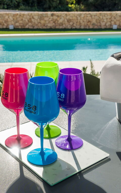 Villa Castalia: Udendørs, Udvendige