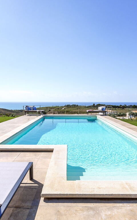 Villa Erakle: Have, pool, Udendørs, Udvendige, Visninger