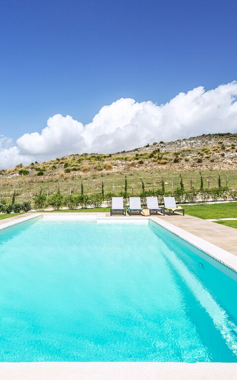 Villa Erakle: Have, pool, Udendørs, Udvendige