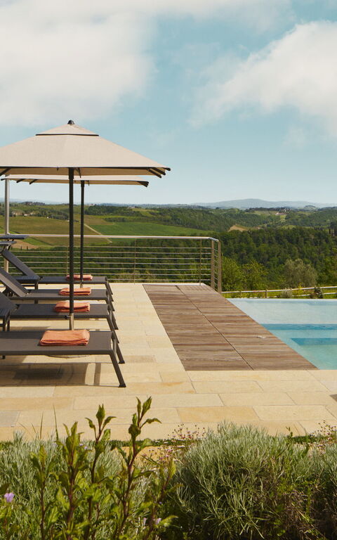 Villa Elmi: Have, pool, Udendørs, Udvendige, Visninger