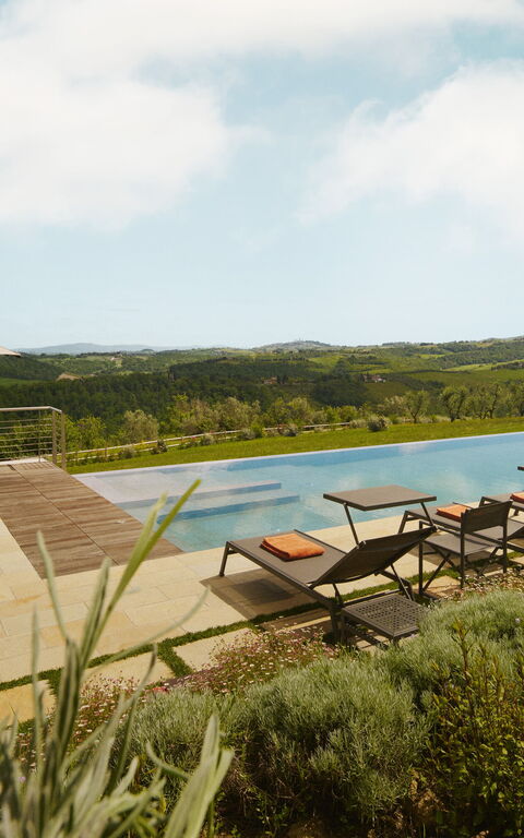 Villa Elmi: Have, pool, Udendørs, Udvendige, Visninger