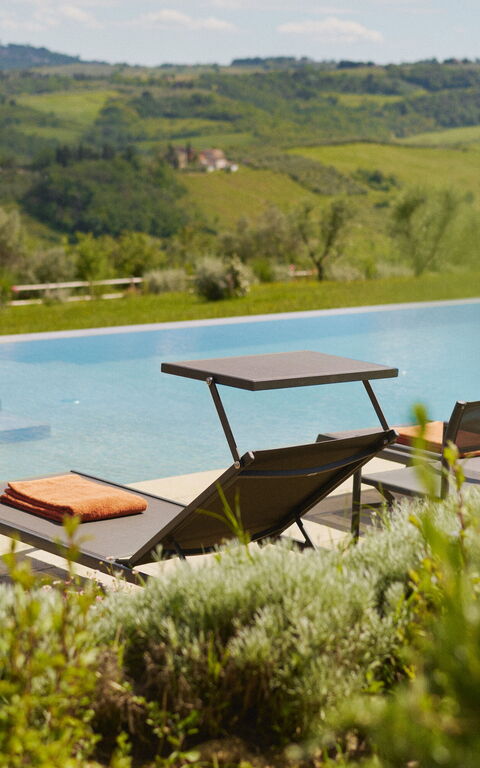 Villa Elmi: Have, pool, Udendørs, Udvendige, Visninger