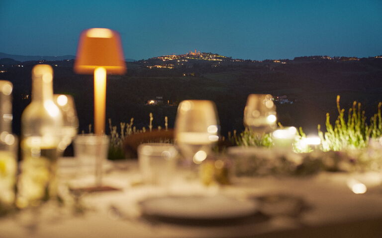 Villa Elmi: Altan / terrasse / gårdhave, Udendørs, Udvendige, Visninger