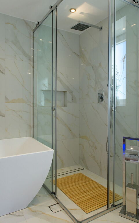 Villa Sunset: Badeværelse