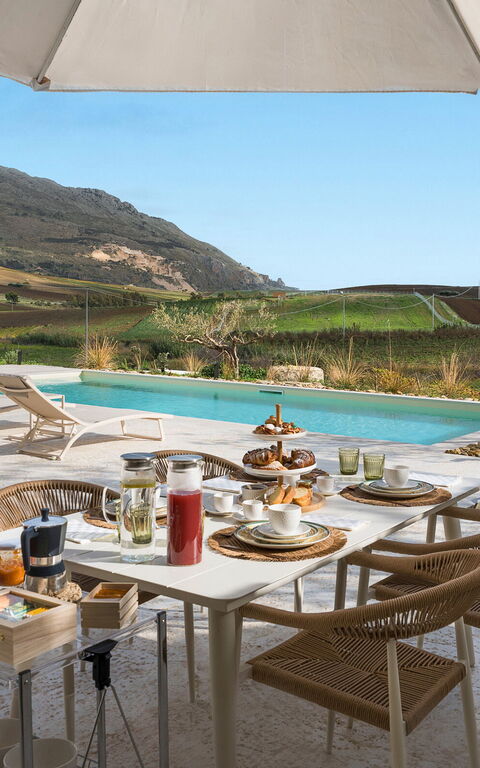 Villa Sike: Altan / terrasse / gårdhave, pool, Udendørs, Udvendige, Visninger