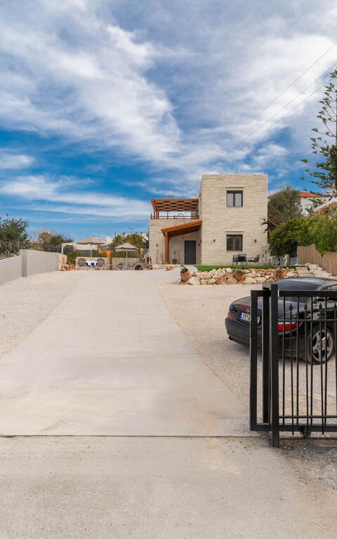 Villa Blini: Hovedindgang, Udendørs, Udvendige