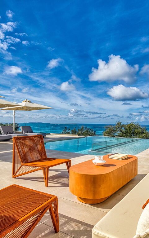 Villa Dominante: pool, Udendørs, Udvendige, Visninger