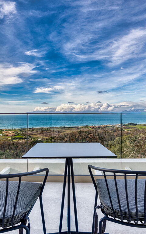 Villa Dominante: Udendørs, Udvendige, Visninger