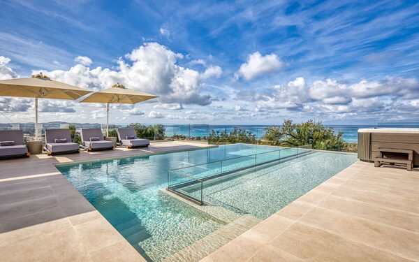 Villa Dominante: pool, Udendørs, Udvendige, Visninger