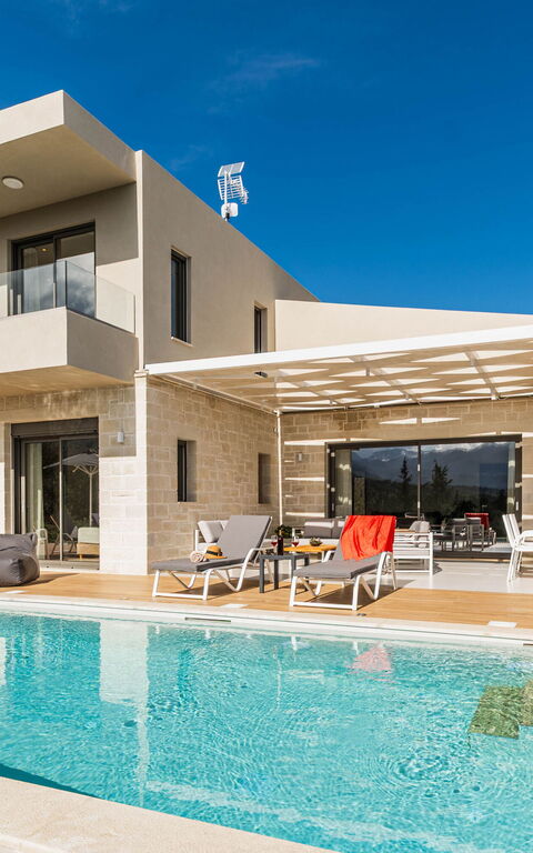 Villa Orientem Bis: Altan / terrasse / gårdhave, Forår, Have, pool, Sommer, Udendørs, Udvendige