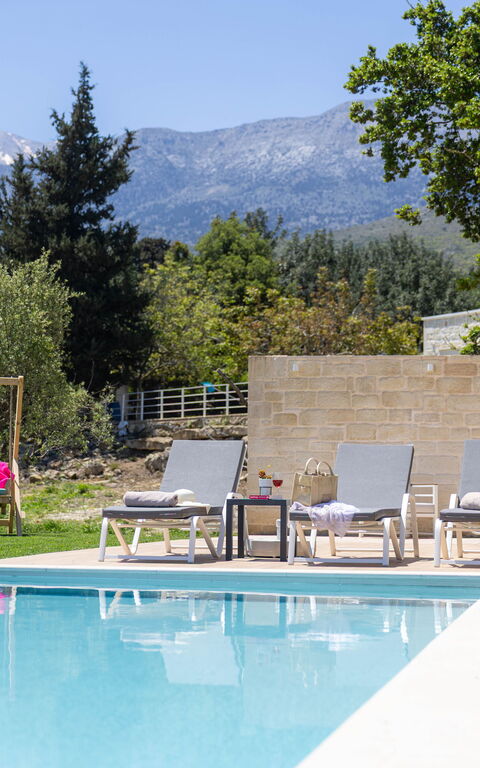 Villa Orientem Bis: pool, Udendørs, Udvendige