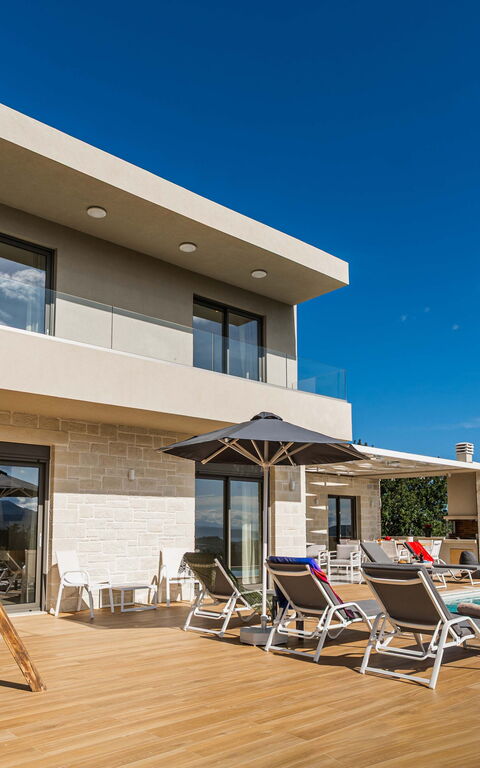 Villa Orientem Bis: pool, Udendørs, Udvendige