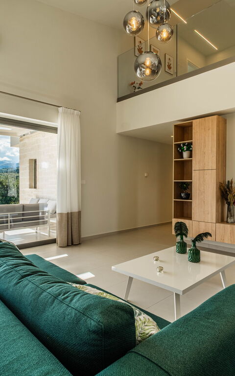 Villa Orientem Bis: Frokostlokale, Køkken, Stue