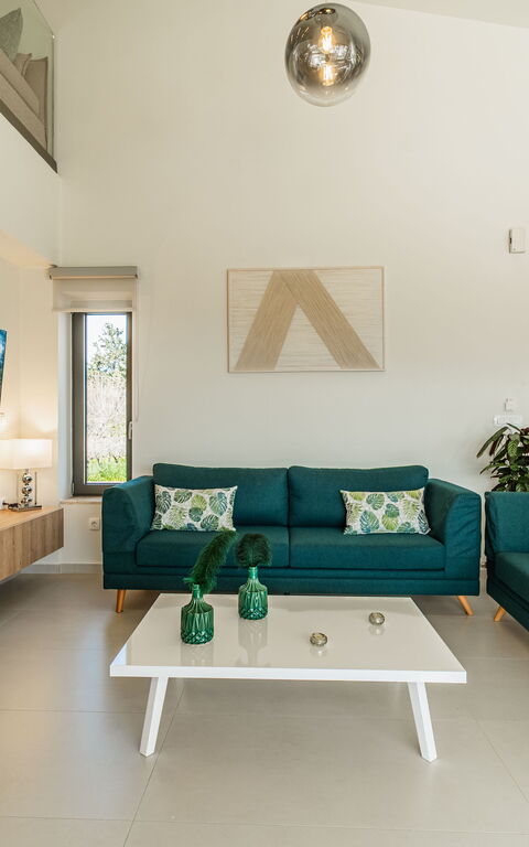 Villa Orientem Bis: Frokostlokale, Køkken, Stue