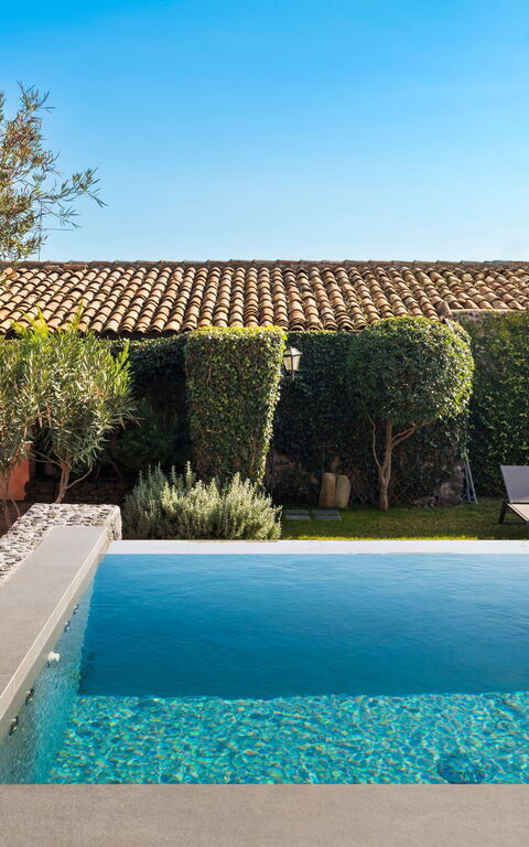 Micanera House: Have, pool, Udendørs, Udvendige