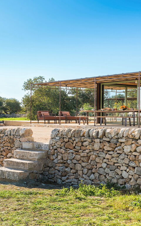 Villa Ninetta: Udendørs, Udvendige