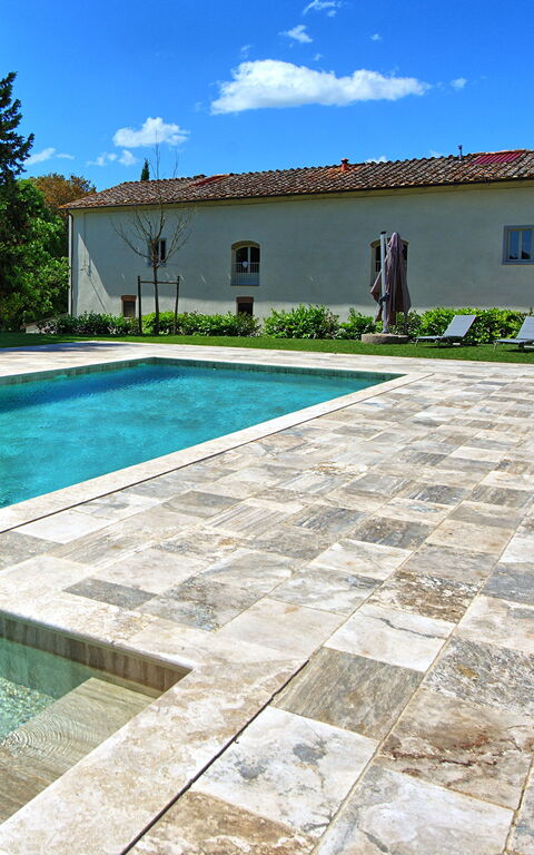 Borgo Ariano: pool, Udendørs